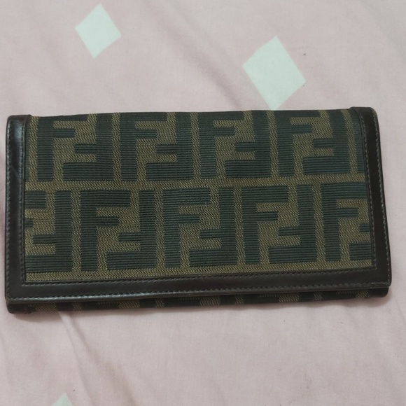 Fendi Handbags - 💥SOLD💥Fendi Zucca brown wallet